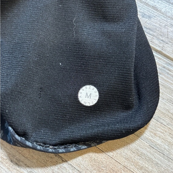 Lululemon Men's Black Gray Geometric Print Drawstring Pull On Shorts Size Medium - Picture 2 of 7